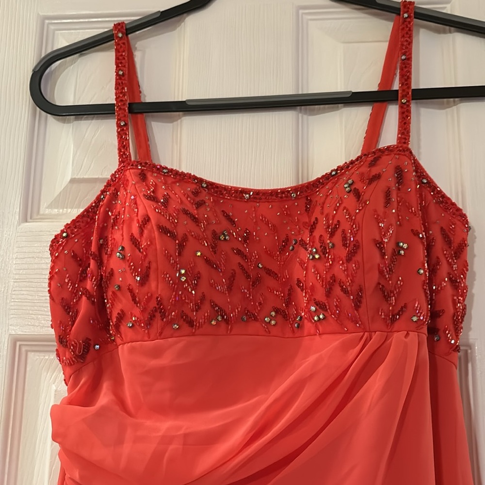 Prom Dress - Picture 2 of 9
